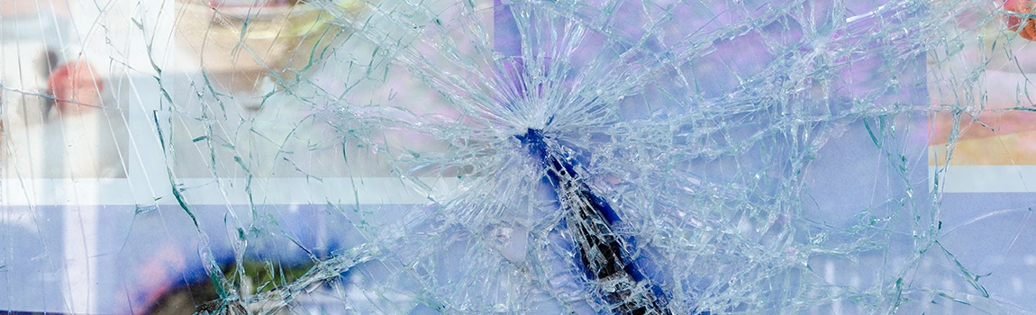 Window Broken Glass Repair in Sarasota, FL